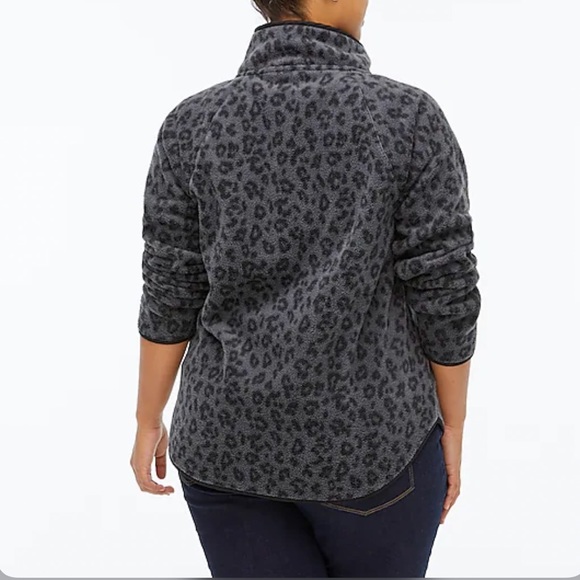 NWT J.Crew Quilted Button Neck Sherpa Tunic Black Leopard Large - Picture 3 of 9